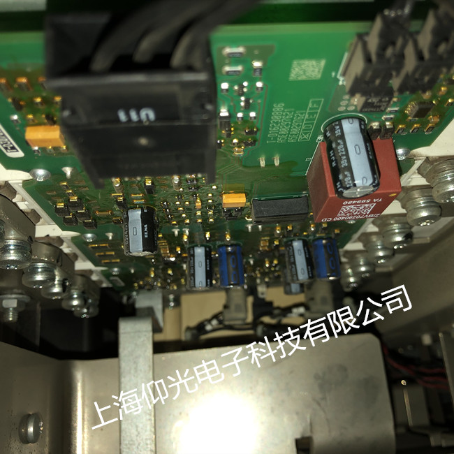ELUA伺服驅動器維修方法