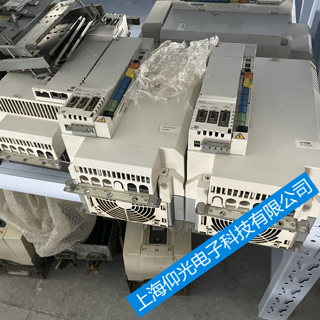 ABB驅(qū)動(dòng)器MotiFlex e180維修-報(bào)警E1017/E1020維修