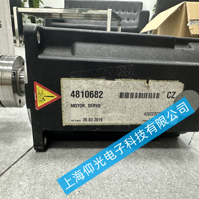 科爾摩根伺服電機(jī)維修 AKM44S-SSCNR-02軸承故障維修