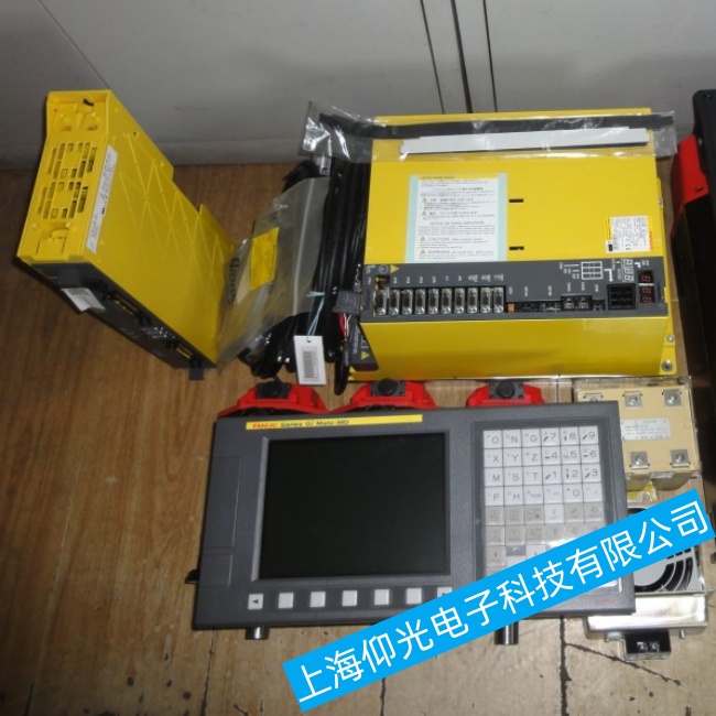 甘肅發那科數控系統0GSD開機后停在啟動界面不動故障維修更換調試