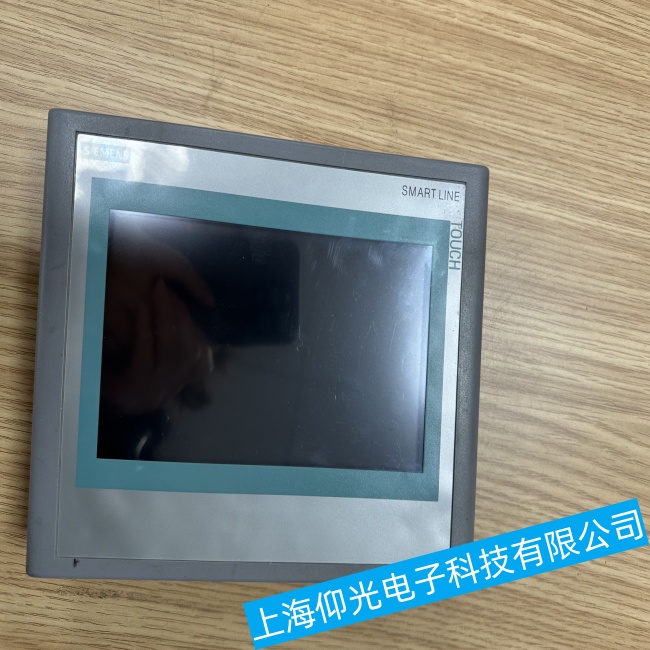山西西門子觸摸屏6AV2124-2DC01-0AX0通電幾分鐘后屏幕變成藍屏故障維修